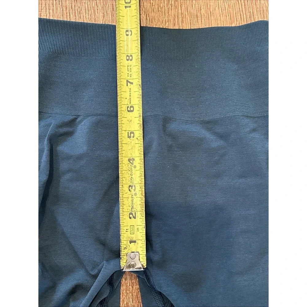 Alphalete‎ Green Hi Rise Athletic Leggings Medium